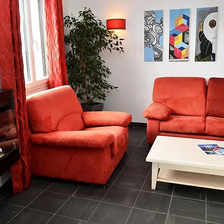 Les Pleiades - 2 Pieces Pour 6 Personnes 794 Magland